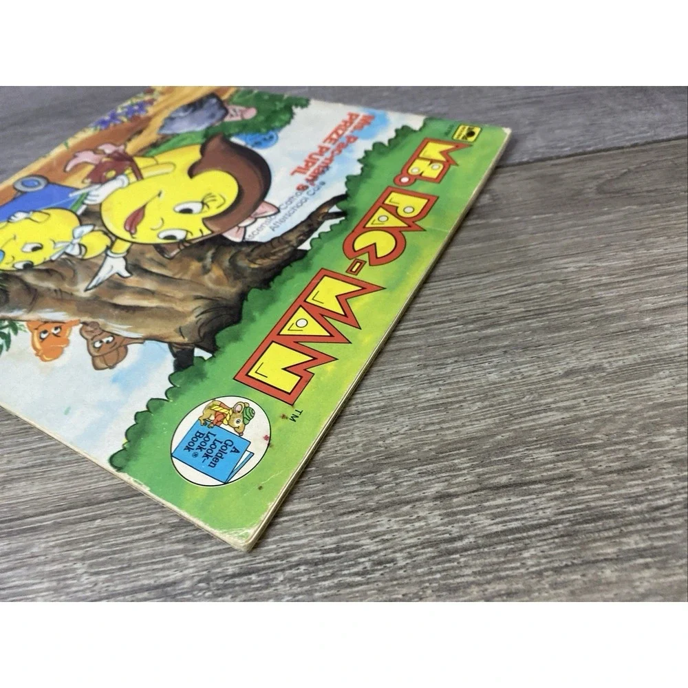 Golden Ms. Pac-Man's Prize Pupil Childrens OS Yellow‎ Good 1983 Vintage Book